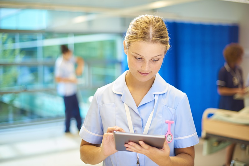 Intelligent alerting improving quality of patient care