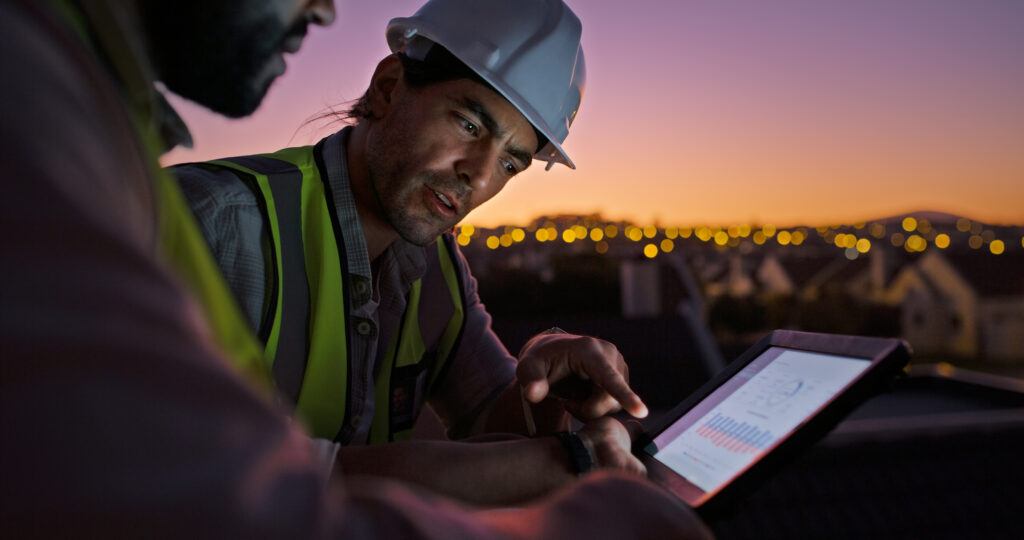 Top field service management challenges blog hero image.